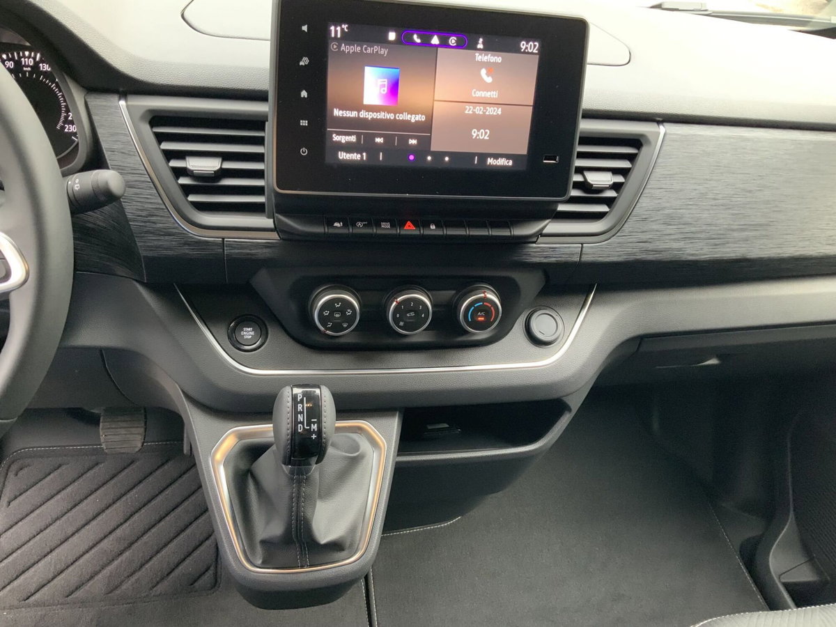 Renault Trafic Furgone BluedCi 150CV EDC PC-TN SpaceClass (12)