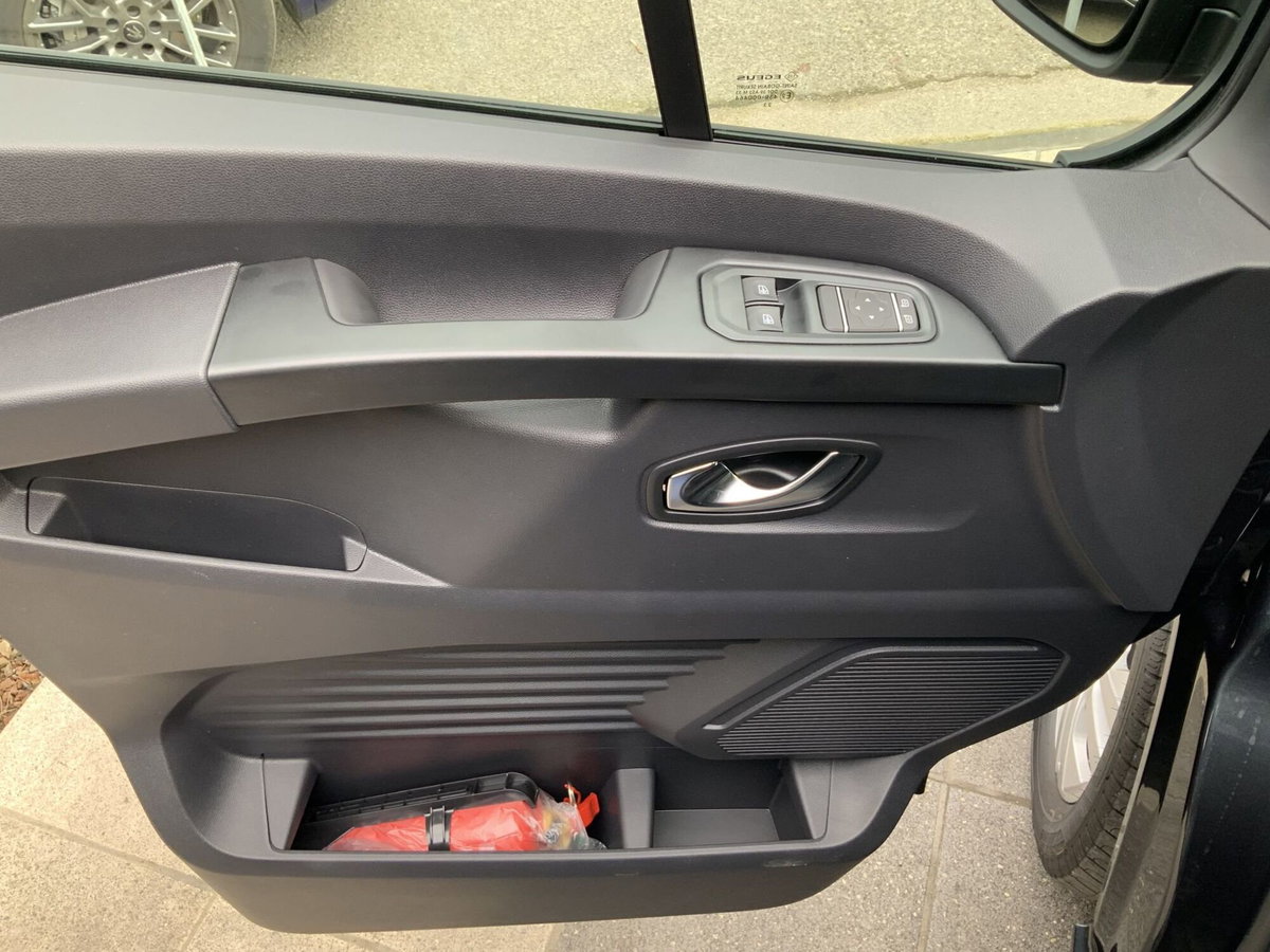 Renault Trafic Furgone BluedCi 150CV EDC PC-TN SpaceClass (17)