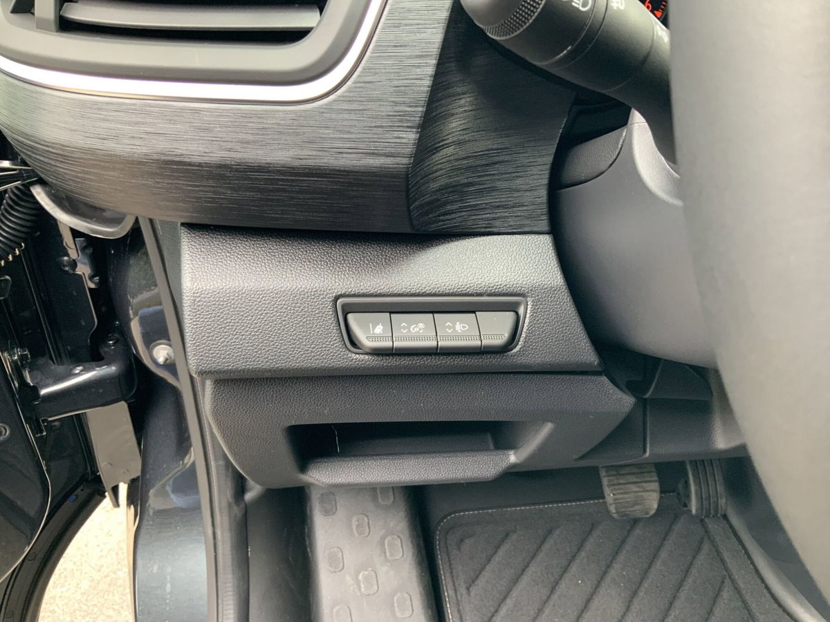 Renault Trafic Furgone BluedCi 150CV EDC PC-TN SpaceClass (18)