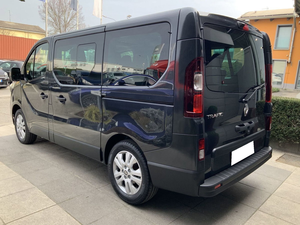 Renault Trafic Furgone BluedCi 150CV EDC PC-TN SpaceClass (4)