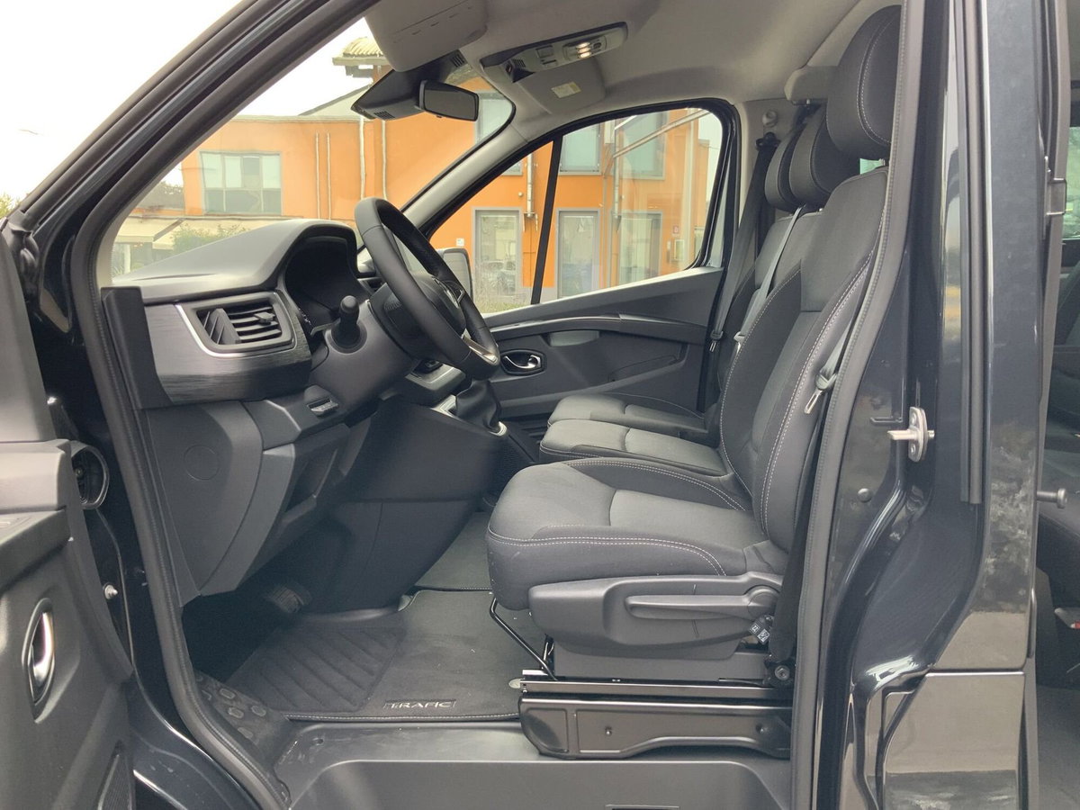 Renault Trafic Furgone BluedCi 150CV EDC PC-TN SpaceClass (8)