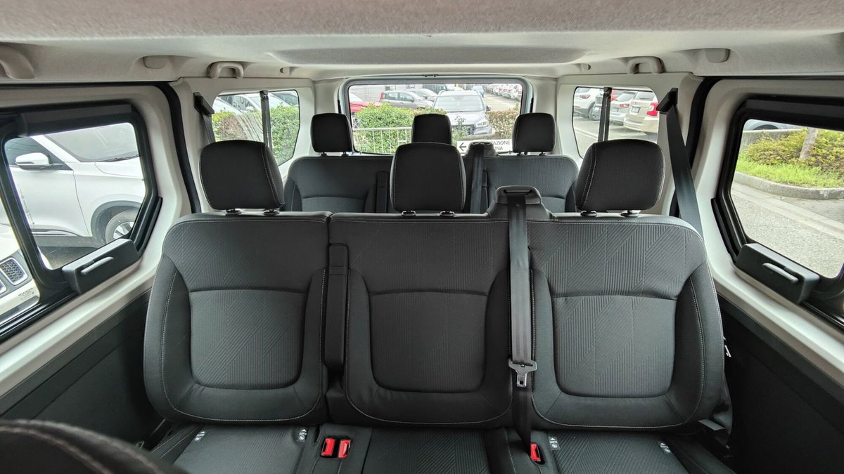 Renault Trafic Furgone BluedCi 150CV EDC PL-TN SpaceClass (16)