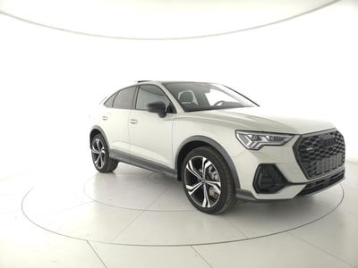Audi Q3 Sportback 40 2.0 tdi Identity Black quattro 193cv s-tronic nuova