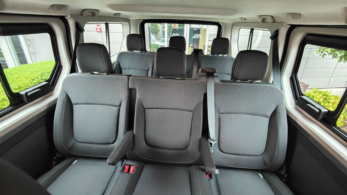 Renault Trafic Furgone BluedCi 150CV EDC PL-TN SpaceClass (15)
