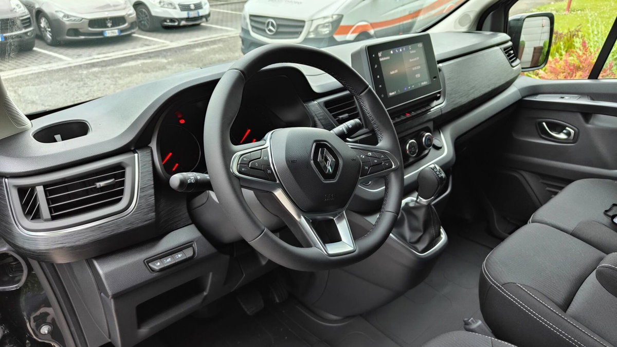 Renault Trafic Furgone BluedCi 150CV EDC PL-TN SpaceClass (9)