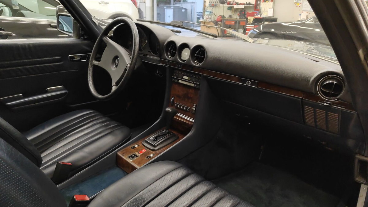 Mercedes-Benz 380 Cabrio 380 SL Roadster (6)