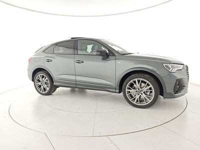 Audi Q3 Sportback 40 2.0 tdi Identity Black quattro 193cv s-tronic nuova