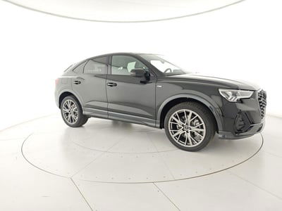 Audi Q3 Sportback 40 2.0 tdi Identity Black quattro 193cv s-tronic nuova
