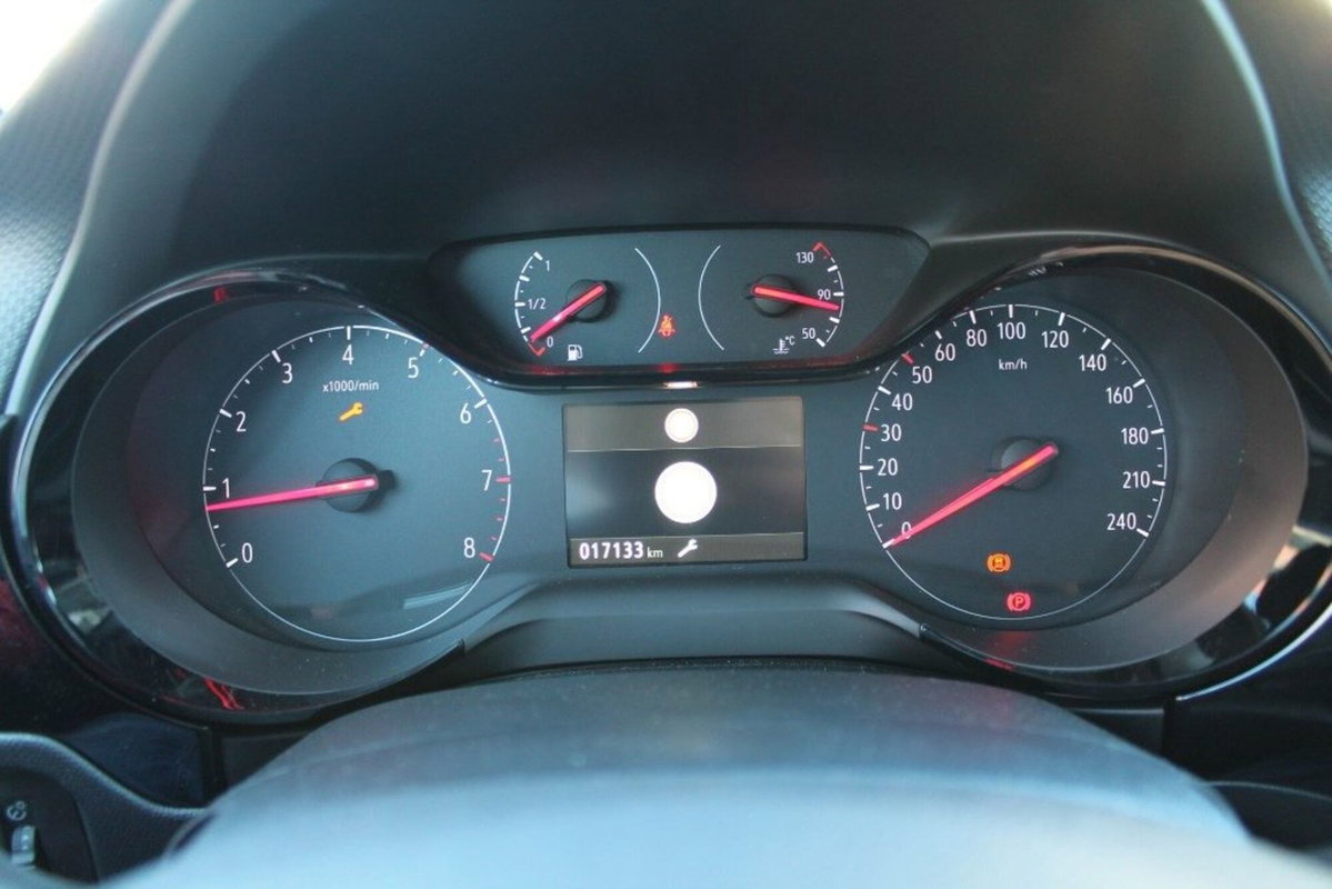 Opel Corsa 1.2 100 CV Edition (11)