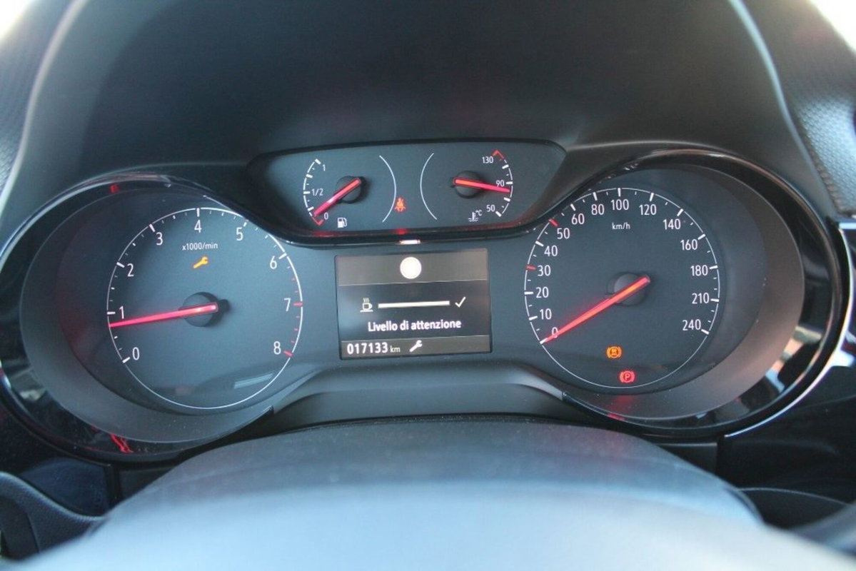 Opel Corsa 1.2 100 CV Edition (13)
