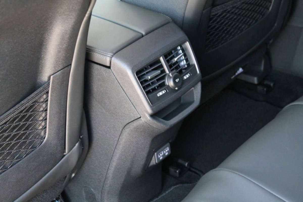 Peugeot 3008 BlueHDi 130 S&S Allure (12)