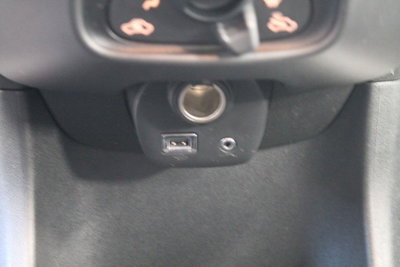 Toyota Aygo Connect 1.0 VVT-i 72 CV 5 porte x-play (12)