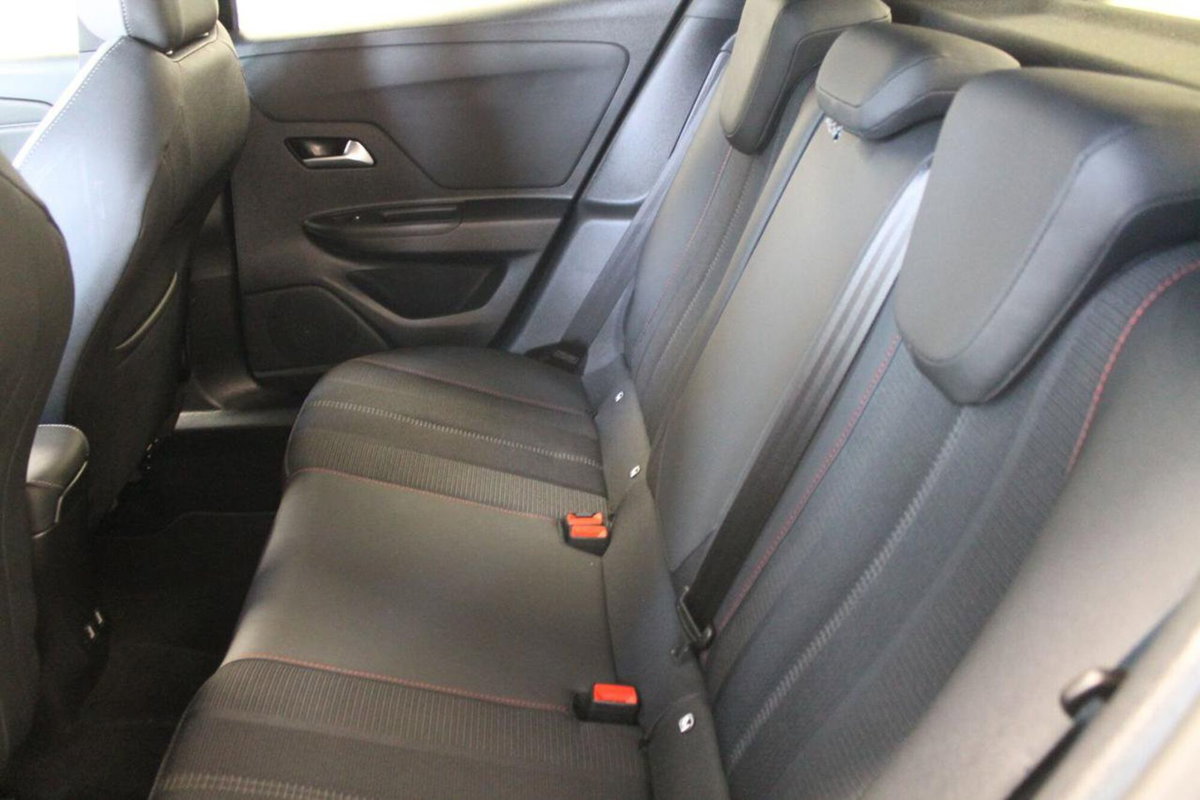 Opel Mokka 1.5 diesel GS Line (9)