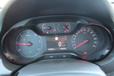 Opel Grandland X 1.5 diesel Ecotec Start&Stop Advance (10)