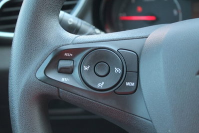 Opel Grandland X 1.5 diesel Ecotec Start&Stop Advance (11)