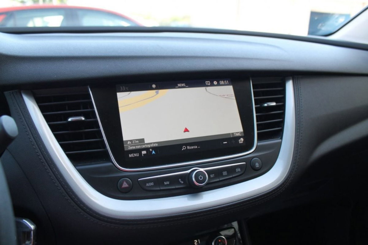 Opel Grandland X 1.5 diesel Ecotec Start&Stop Advance (18)