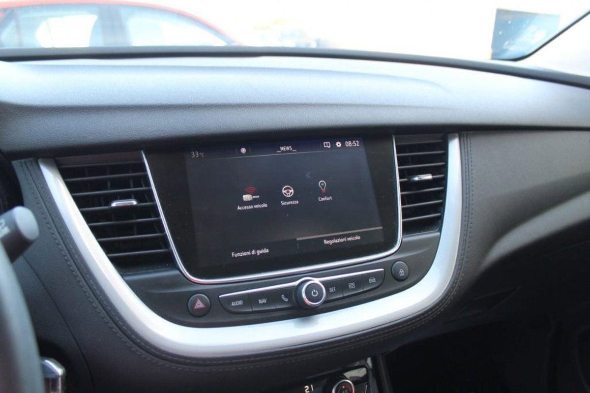 Opel Grandland X 1.5 diesel Ecotec Start&Stop Advance (20)