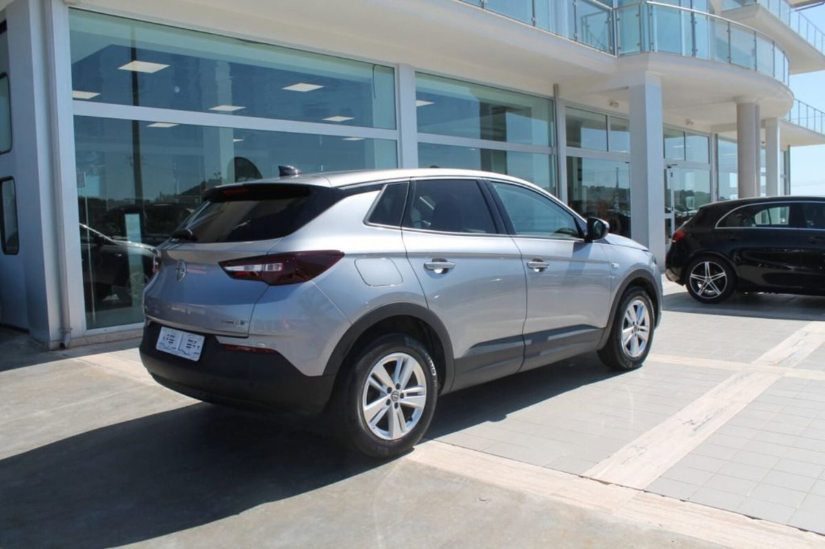 Opel Grandland X 1.5 diesel Ecotec Start&Stop Advance (4)
