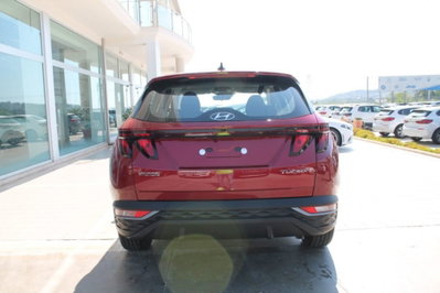 Hyundai Tucson 1.6 crdi Exellence 2wd (5)