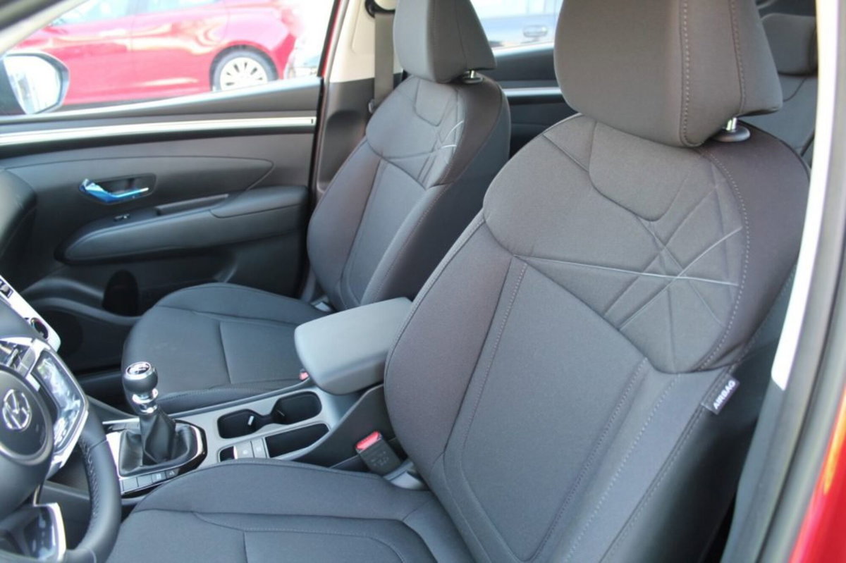 Hyundai Tucson 1.6 crdi Exellence 2wd (8)