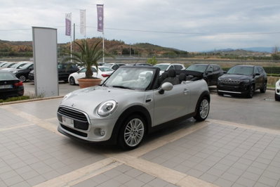 MINI Mini Cabrio 1.5 Cooper D Cabrio (7)