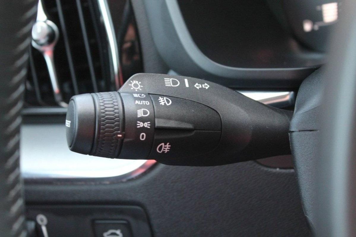 Volvo XC60 D4 Geartronic Business (13)