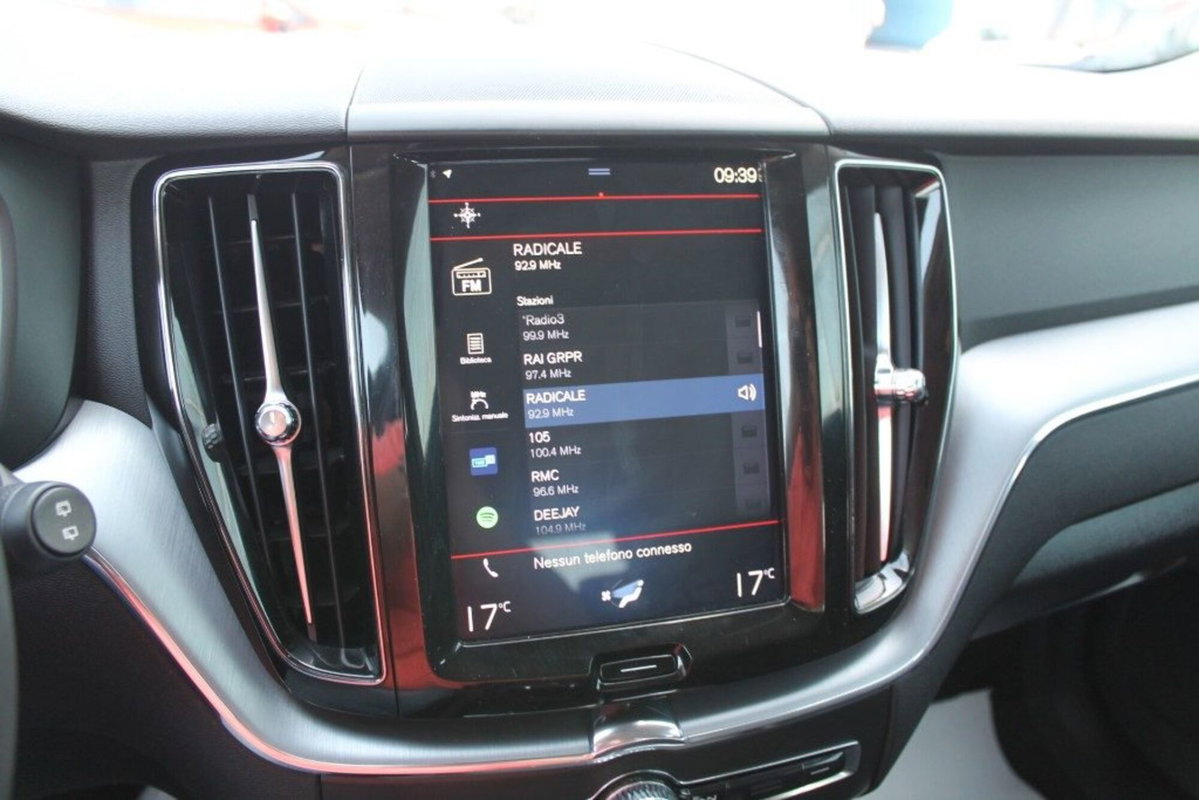 Volvo XC60 D4 Geartronic Business (16)