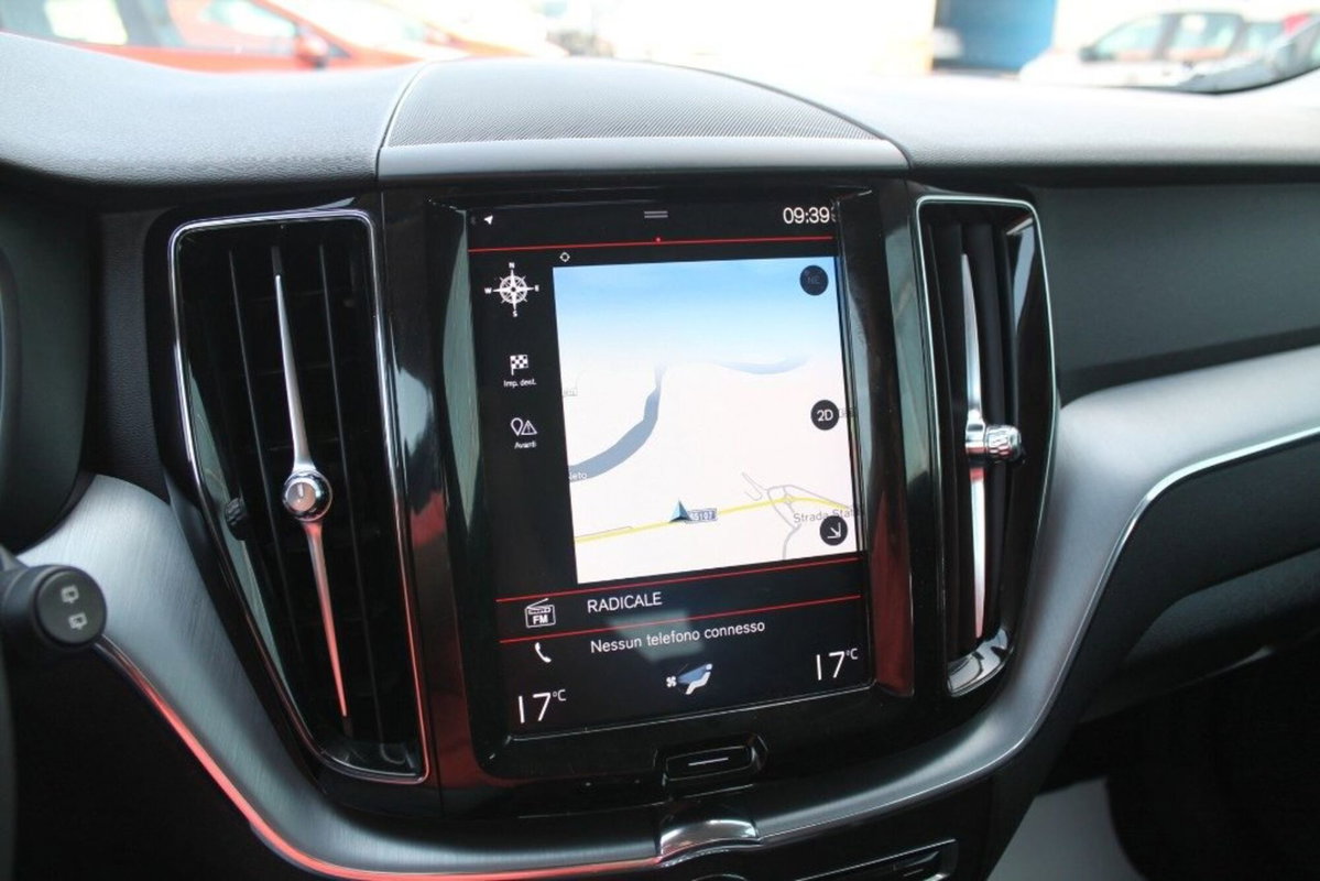Volvo XC60 D4 Geartronic Business (17)