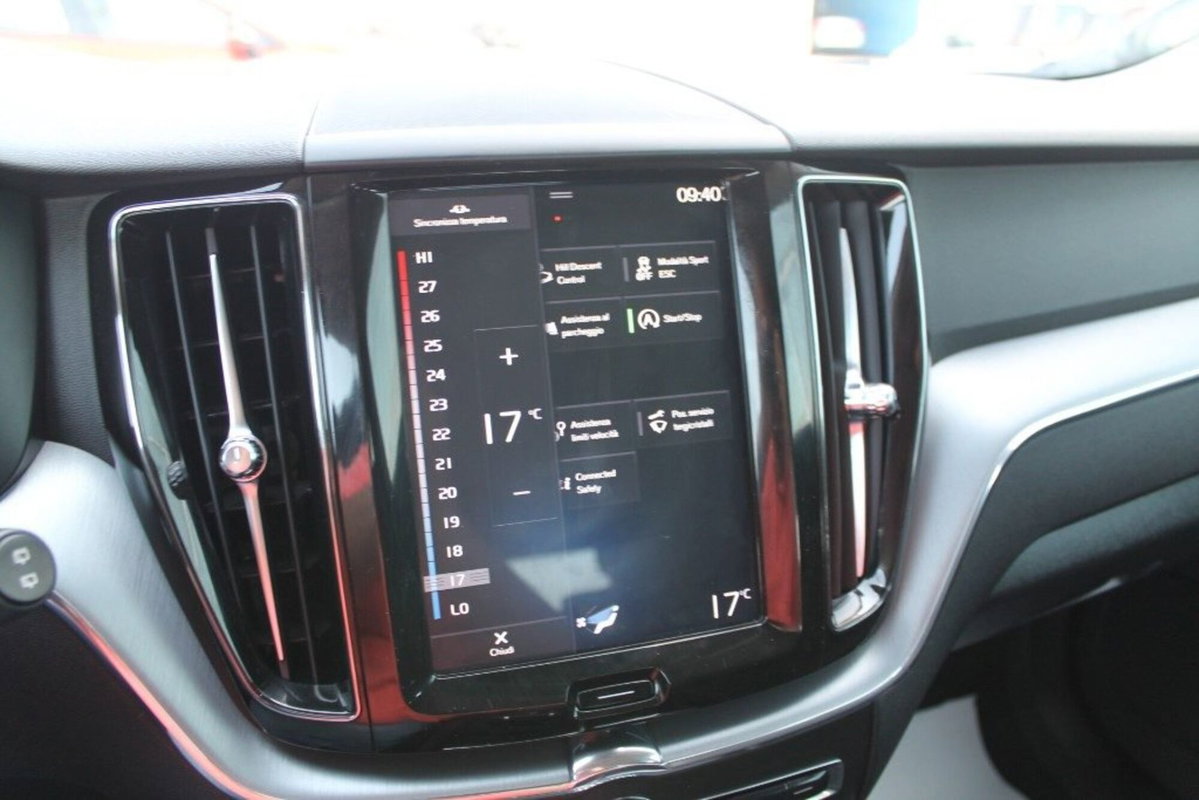 Volvo XC60 D4 Geartronic Business (19)