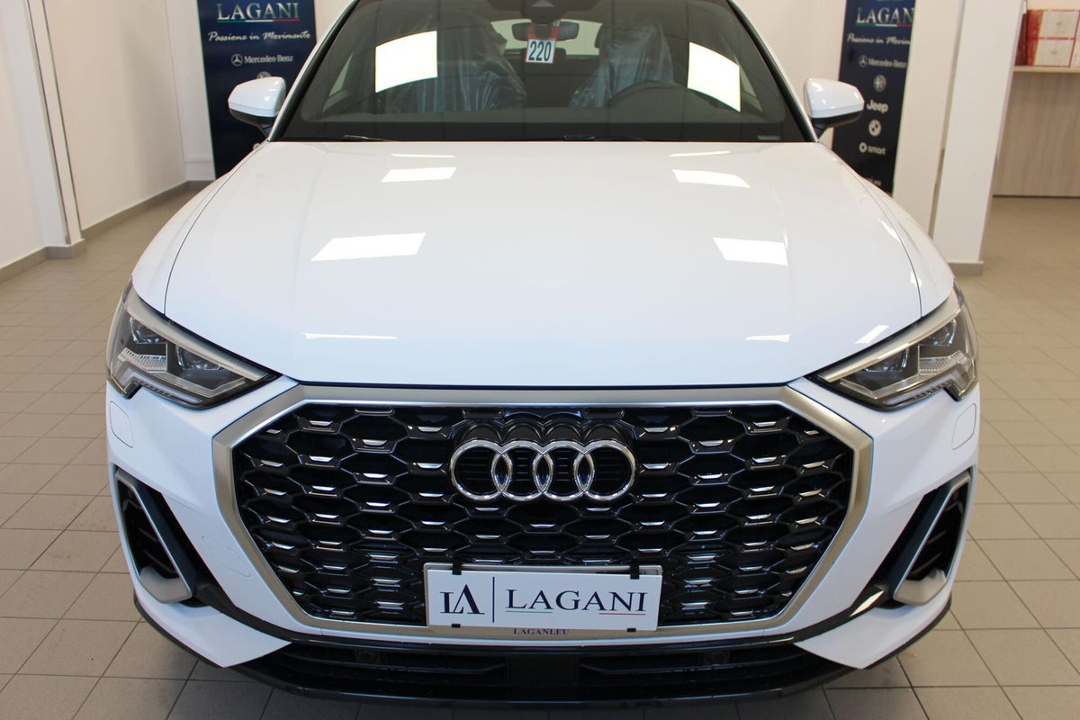 Audi Q3 Sportback 35 TDI quattro S tronic S line edition (2)