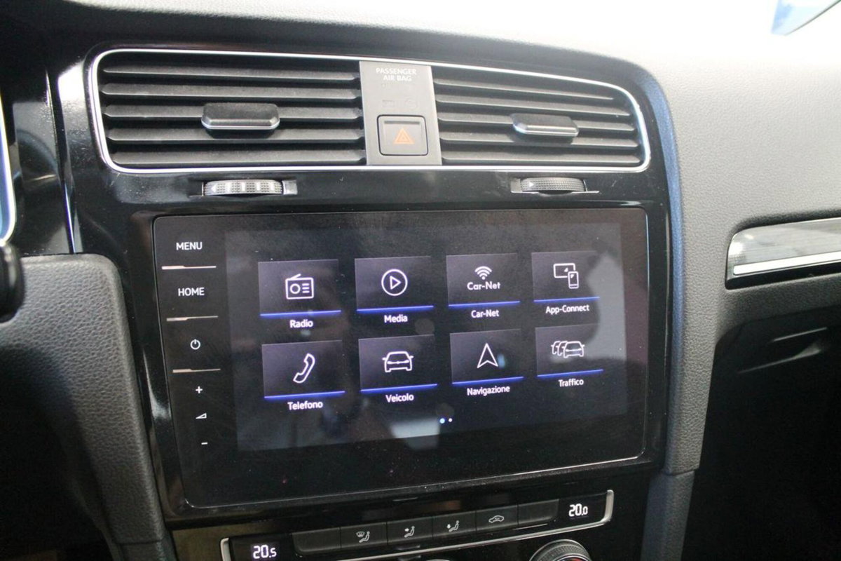 Volkswagen Golf Variant 2.0 TDI DSG Executive BlueMotion Tech. (19)