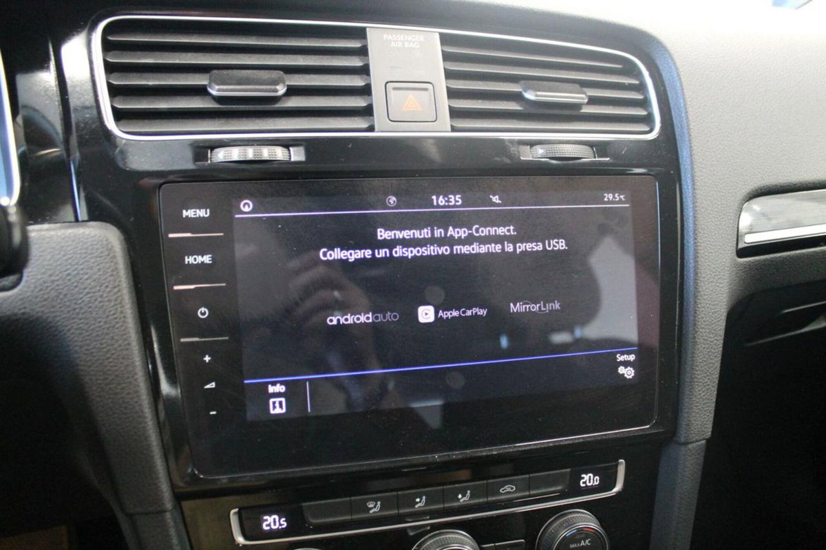Volkswagen Golf Variant 2.0 TDI DSG Executive BlueMotion Tech. (20)