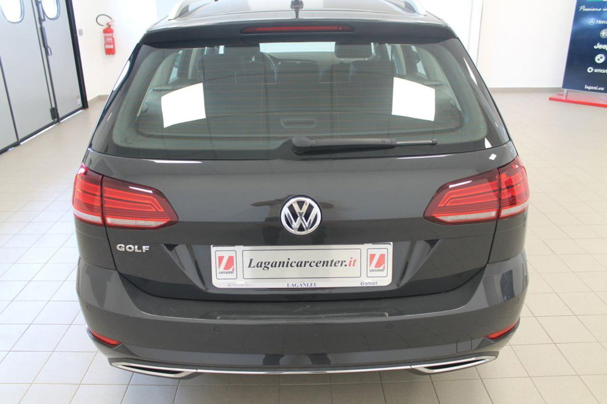 Volkswagen Golf Variant 2.0 TDI DSG Executive BlueMotion Tech. (5)