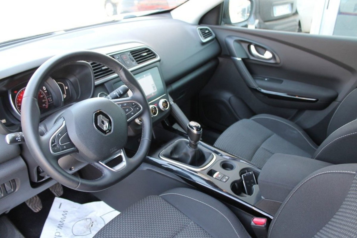 Renault Kadjar dCi 8V 115CV Business (7)