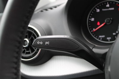 Audi Q2 Q2 30 TDI S tronic Business (13)