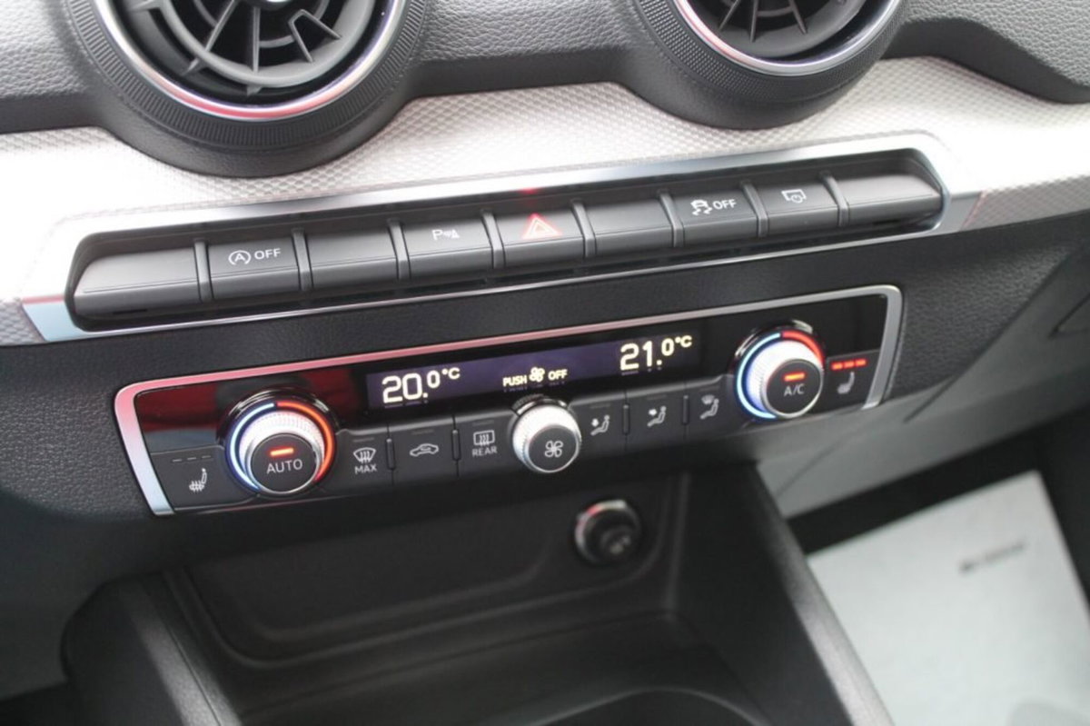 Audi Q2 Q2 30 TDI S tronic Business (16)