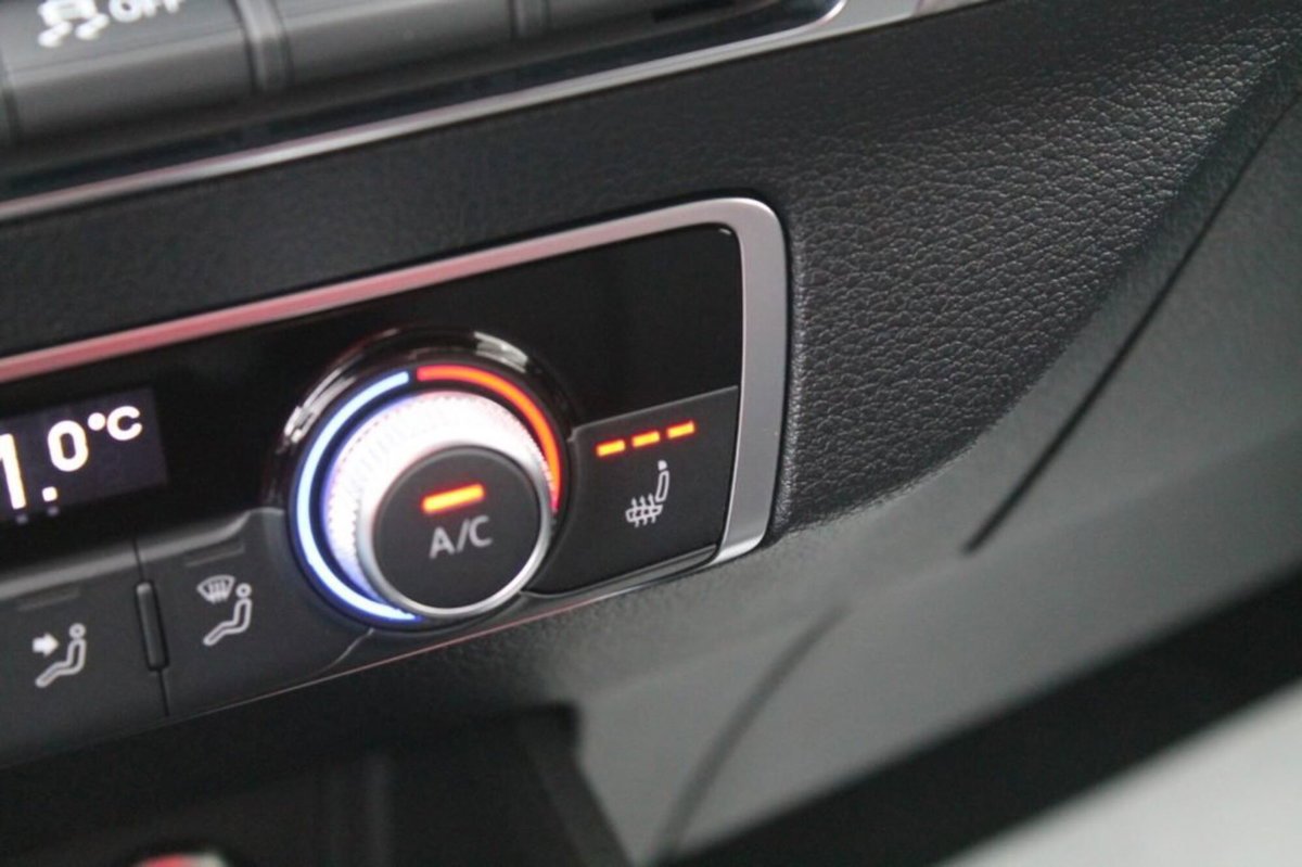 Audi Q2 Q2 30 TDI S tronic Business (17)