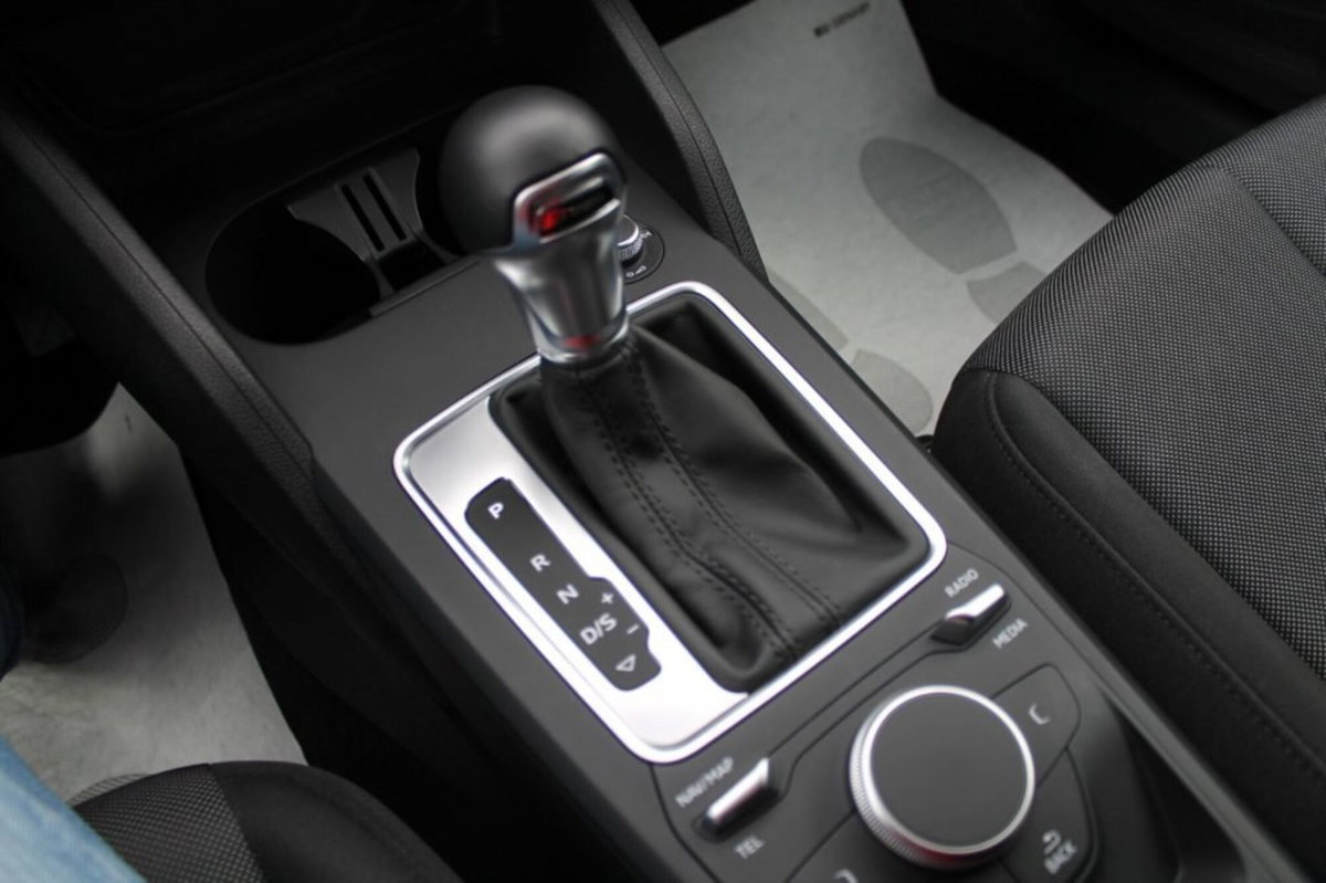 Audi Q2 Q2 30 TDI S tronic Business (18)
