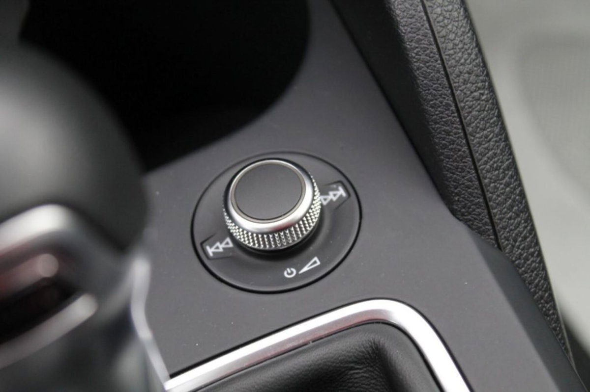 Audi Q2 Q2 30 TDI S tronic Business (20)