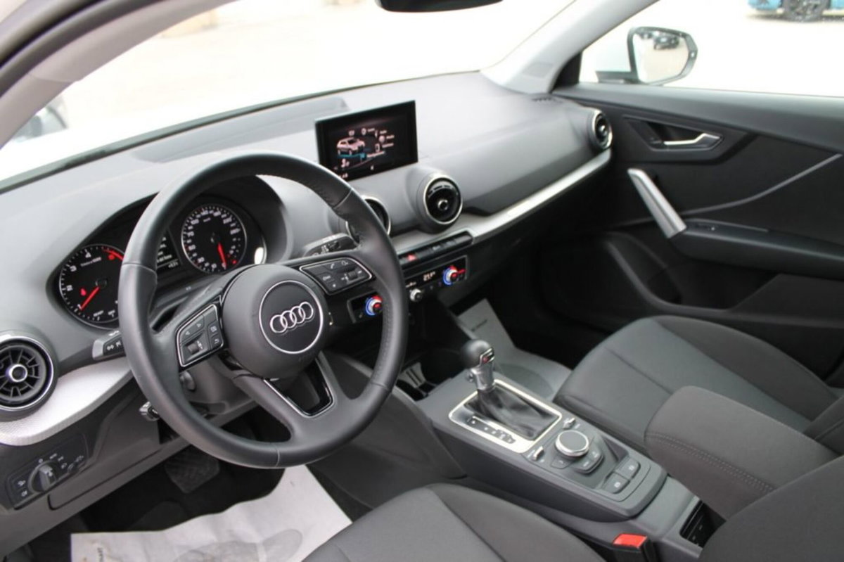 Audi Q2 Q2 30 TDI S tronic Business (7)