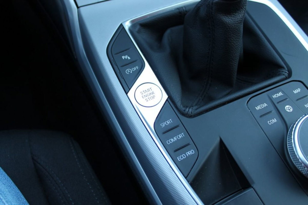 BMW Serie 3 318d Business Advantage (19)