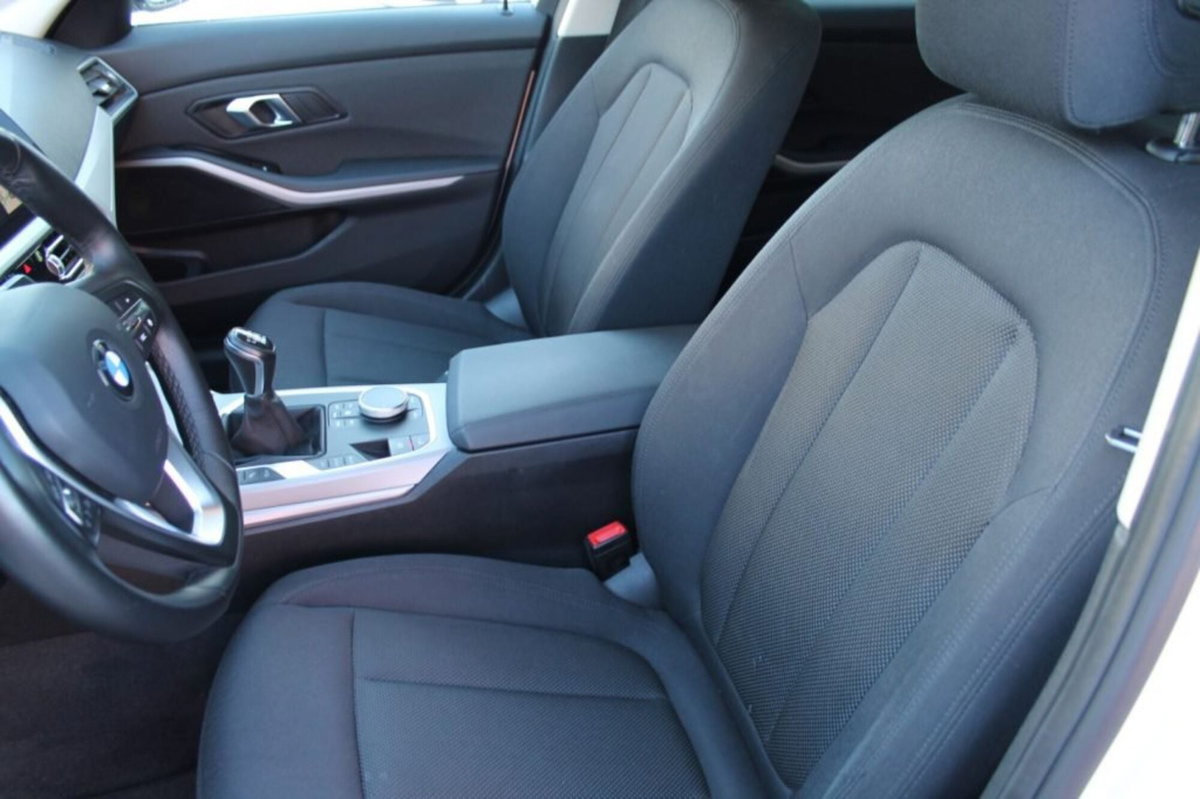 BMW Serie 3 318d Business Advantage (8)
