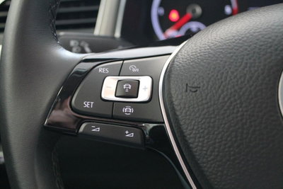 Volkswagen T-Roc 1.6 TDI SCR Style BlueMotion Technology (11)