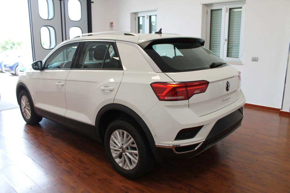 Volkswagen T-Roc 1.6 TDI SCR Style BlueMotion Technology (6)