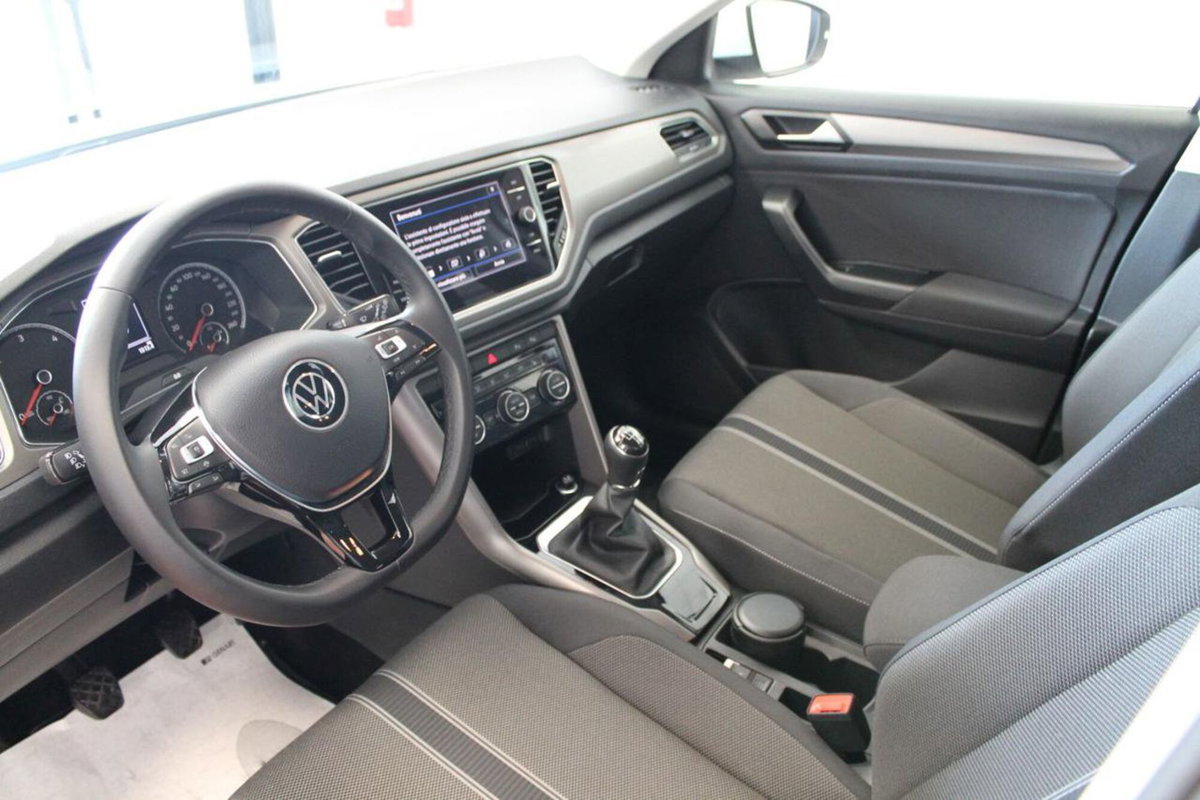 Volkswagen T-Roc 1.6 TDI SCR Style BlueMotion Technology (7)