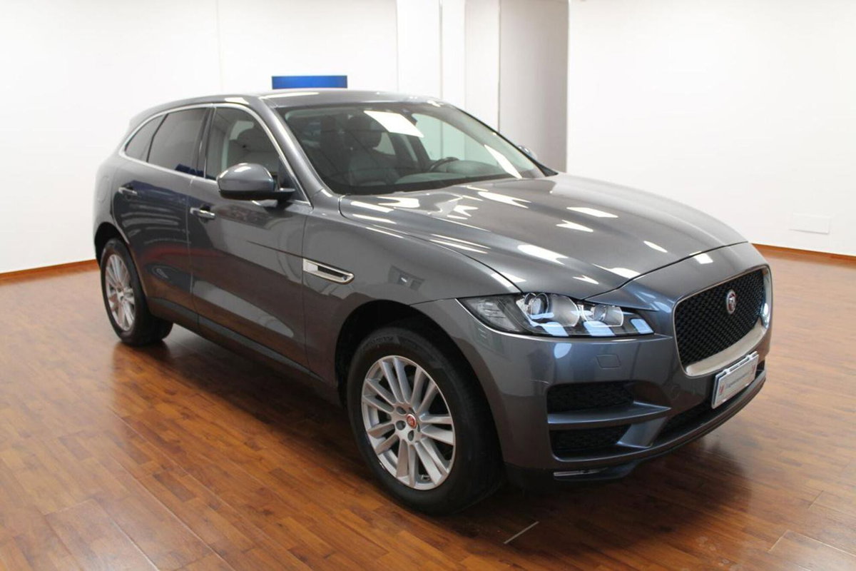 Jaguar F-Pace 2.0 D 180 CV AWD aut. Prestige (3)