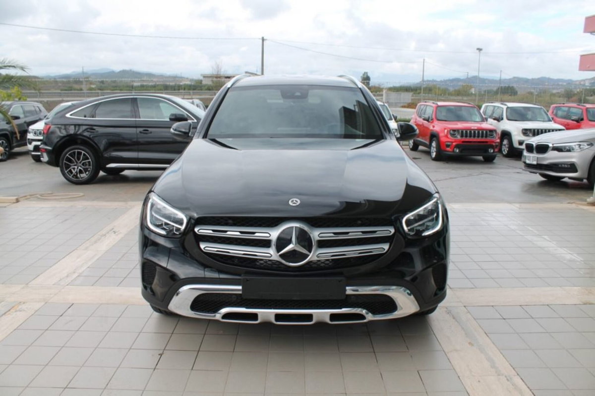 Mercedes-Benz GLC SUV 200 d 4Matic Business (2)