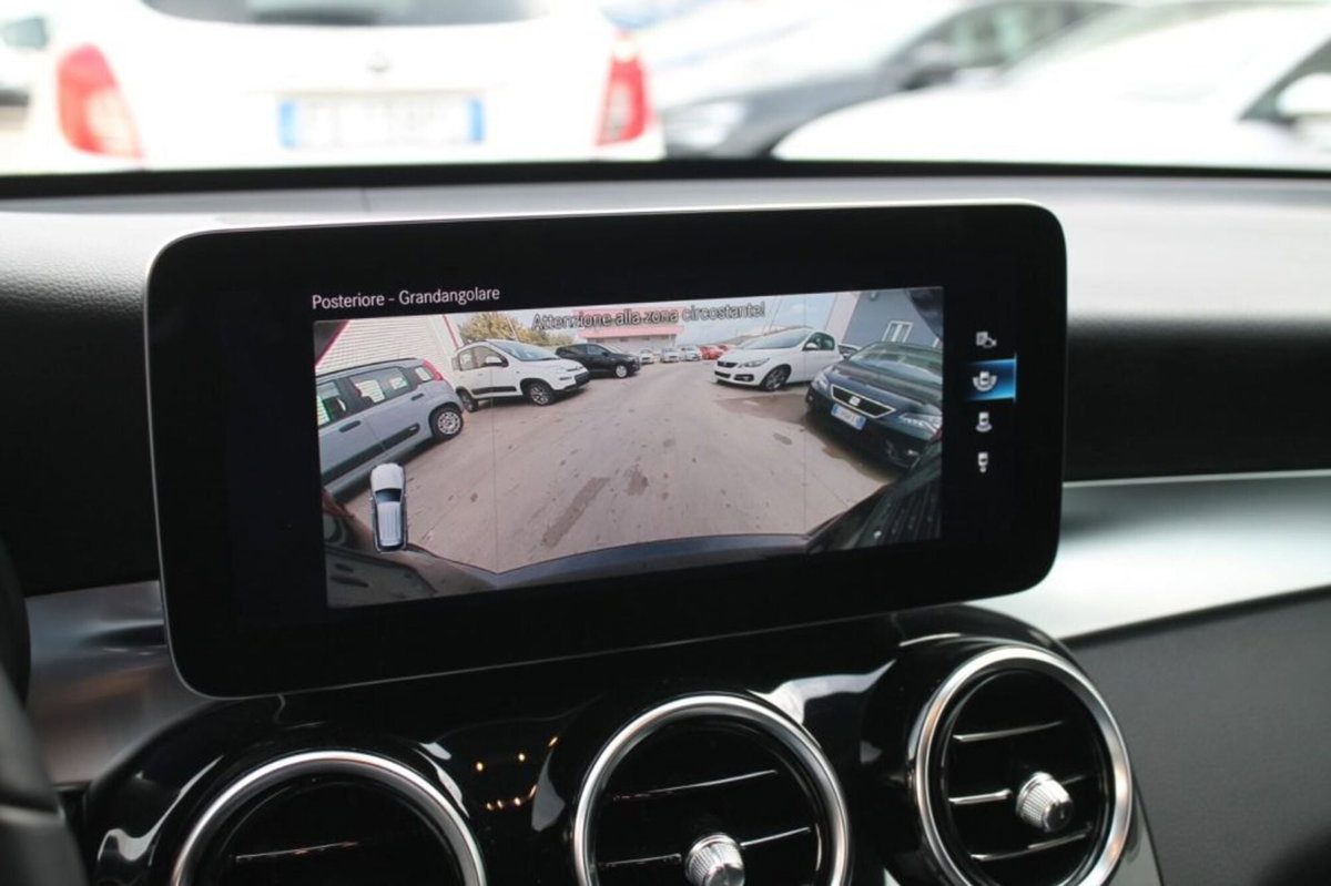 Mercedes-Benz GLC SUV 200 d 4Matic Business (20)