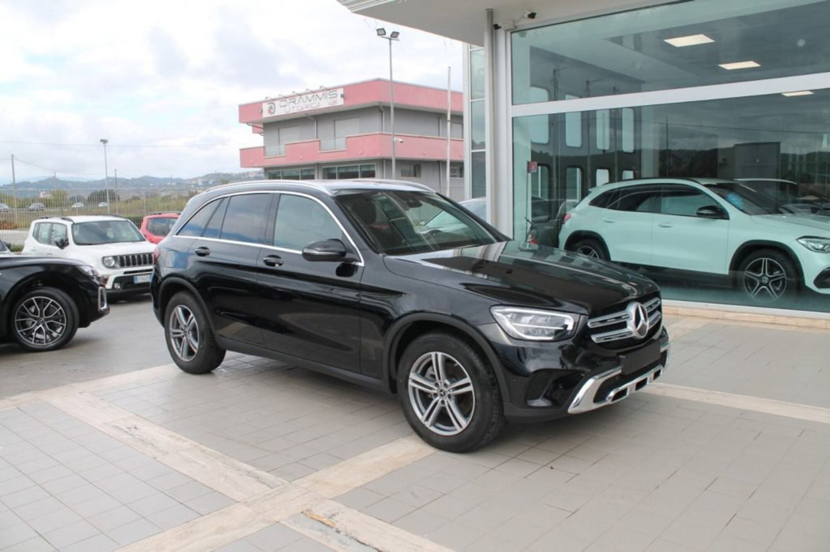 Mercedes-Benz GLC SUV 200 d 4Matic Business (3)