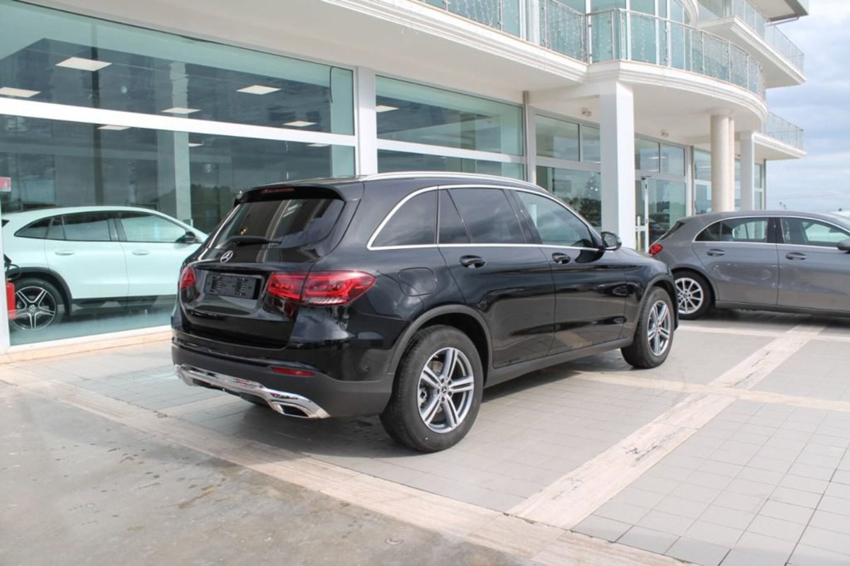 Mercedes-Benz GLC SUV 200 d 4Matic Business (4)